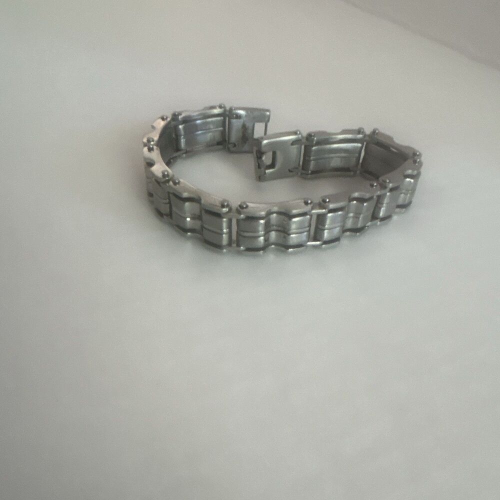 Men’s Stainless Bracelet Wristwatch Band Link Style w/ Clasp